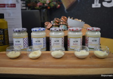 Een aantal van de bio-mayonaises van Van TON.